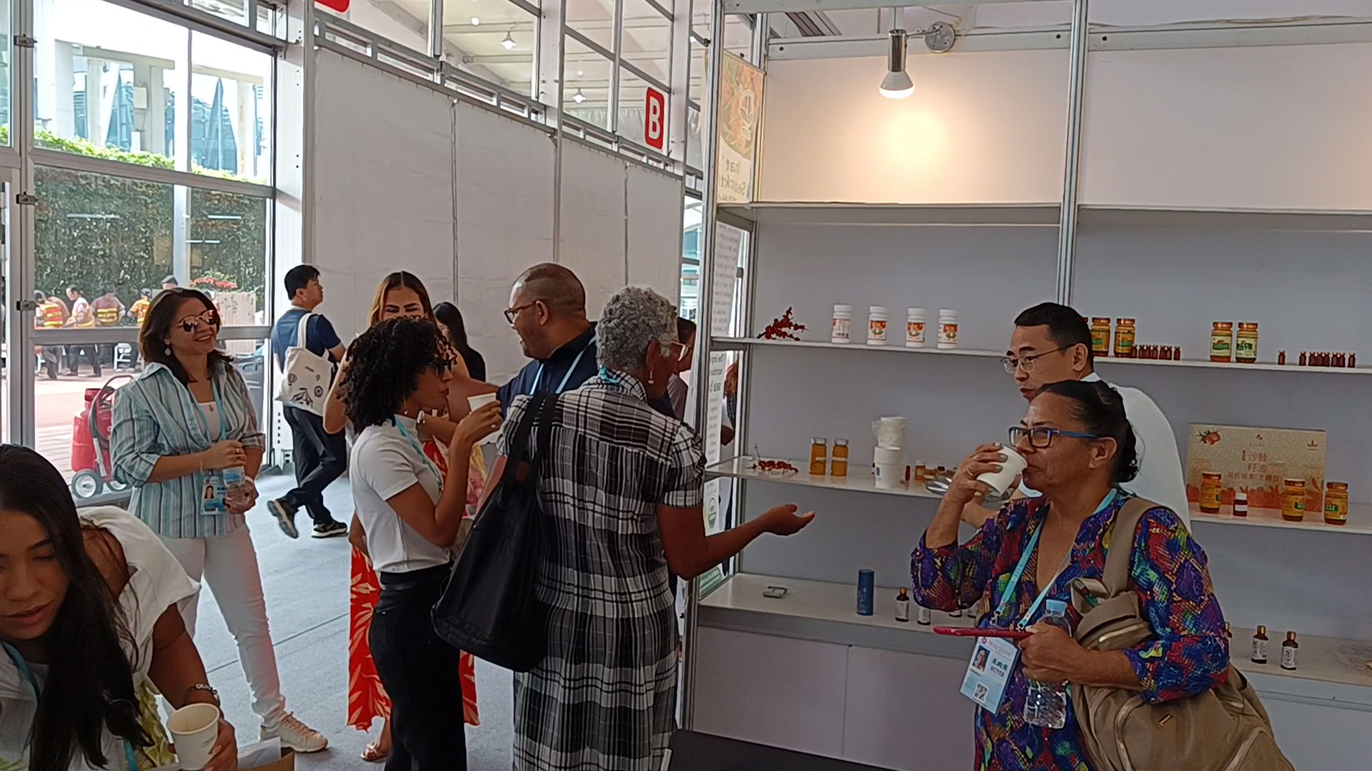 1730774504664823.jpg 02.jpg